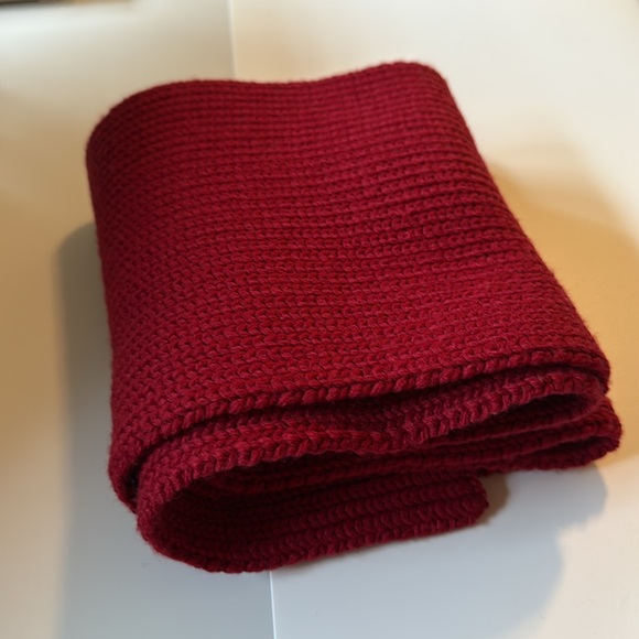 Prada Red Knit Wool Scarf - Picture 4 of 4